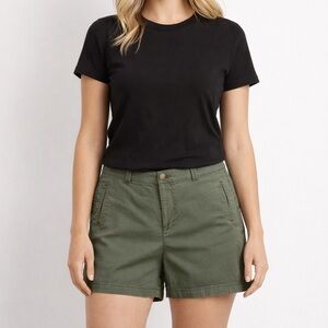 Dockers women’s olive green chino shorts size 16